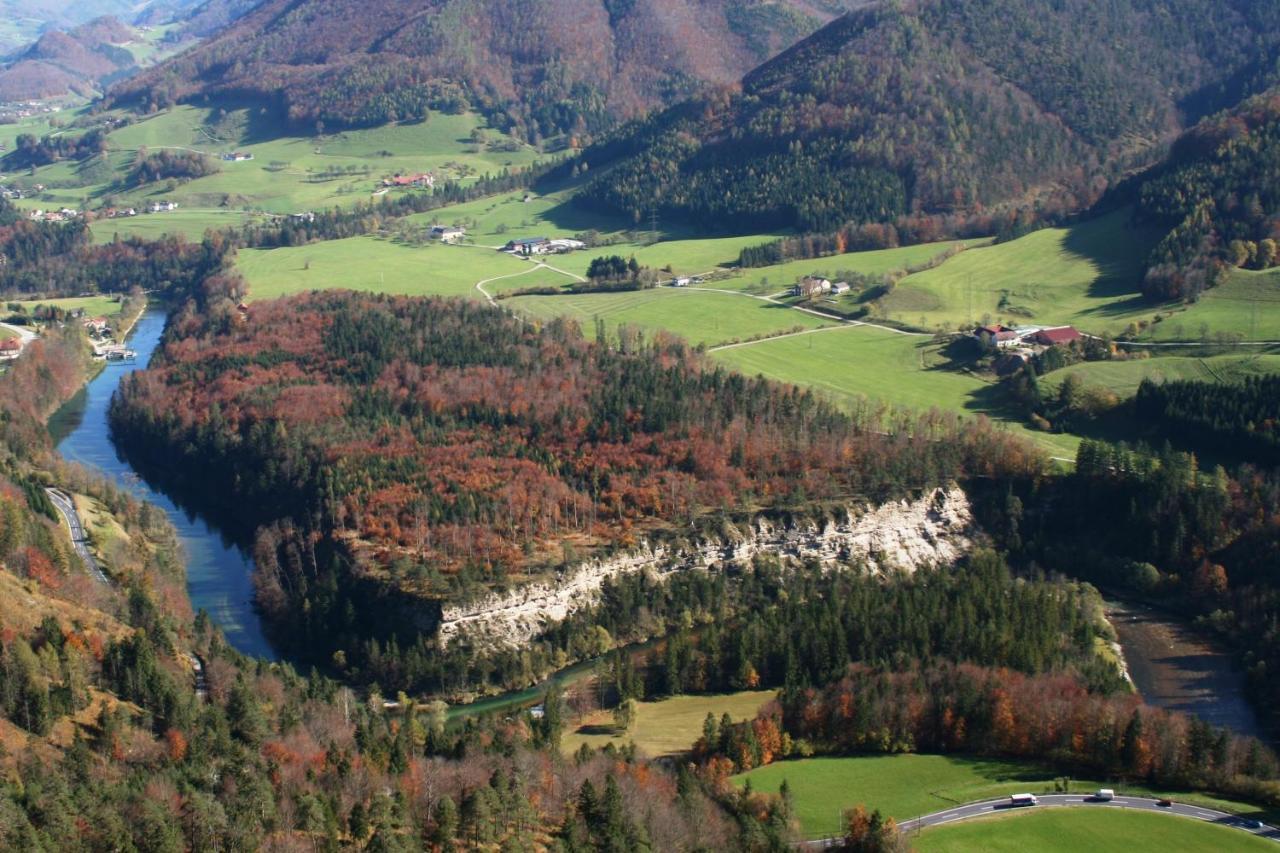 Ferienhof Unterfuehrholzergut Klaus an der Pyhrnbahn Bagian luar foto